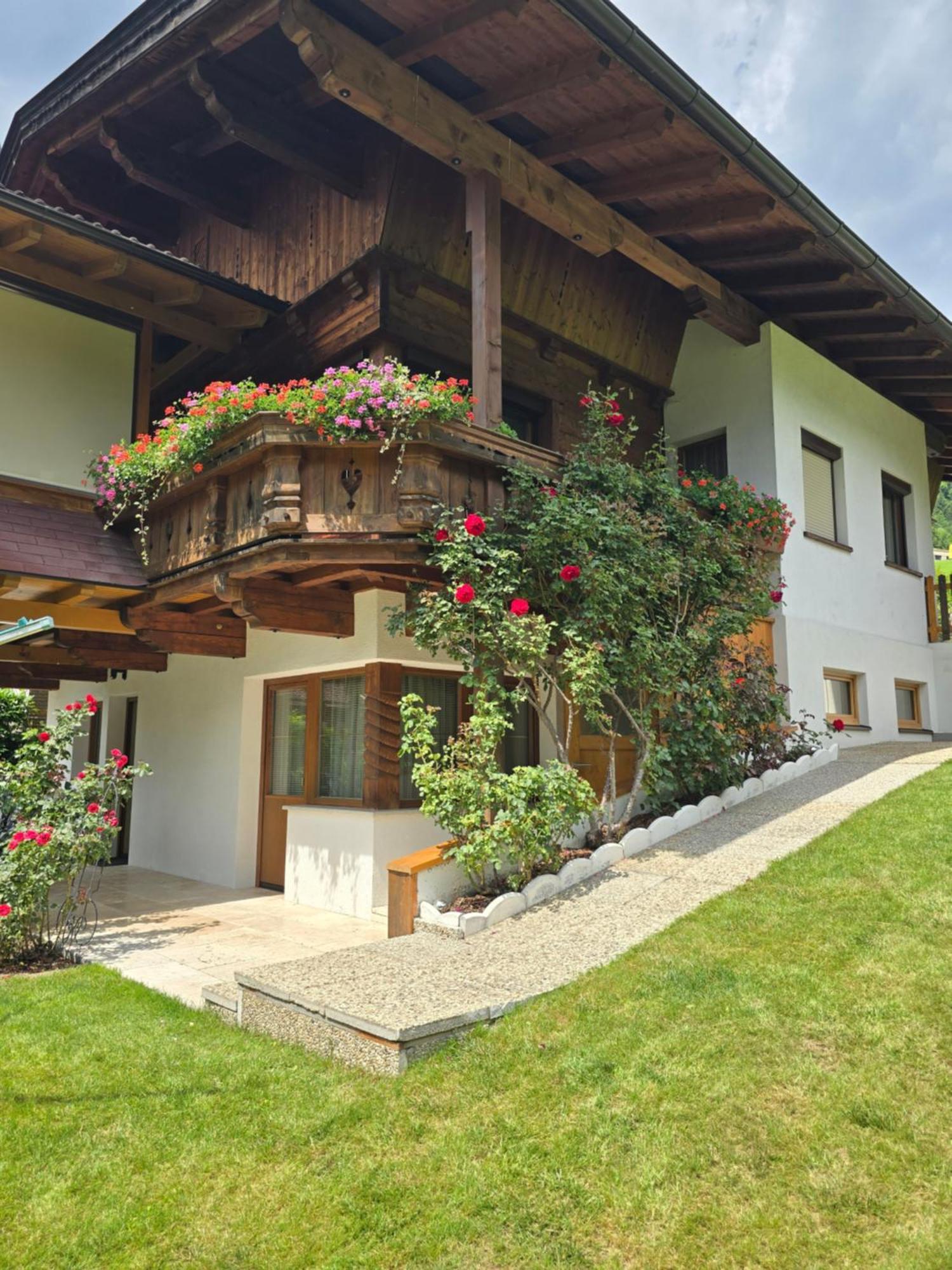 Landhaus Knoflach Нойштифт-им-Штубайталь Экстерьер фото